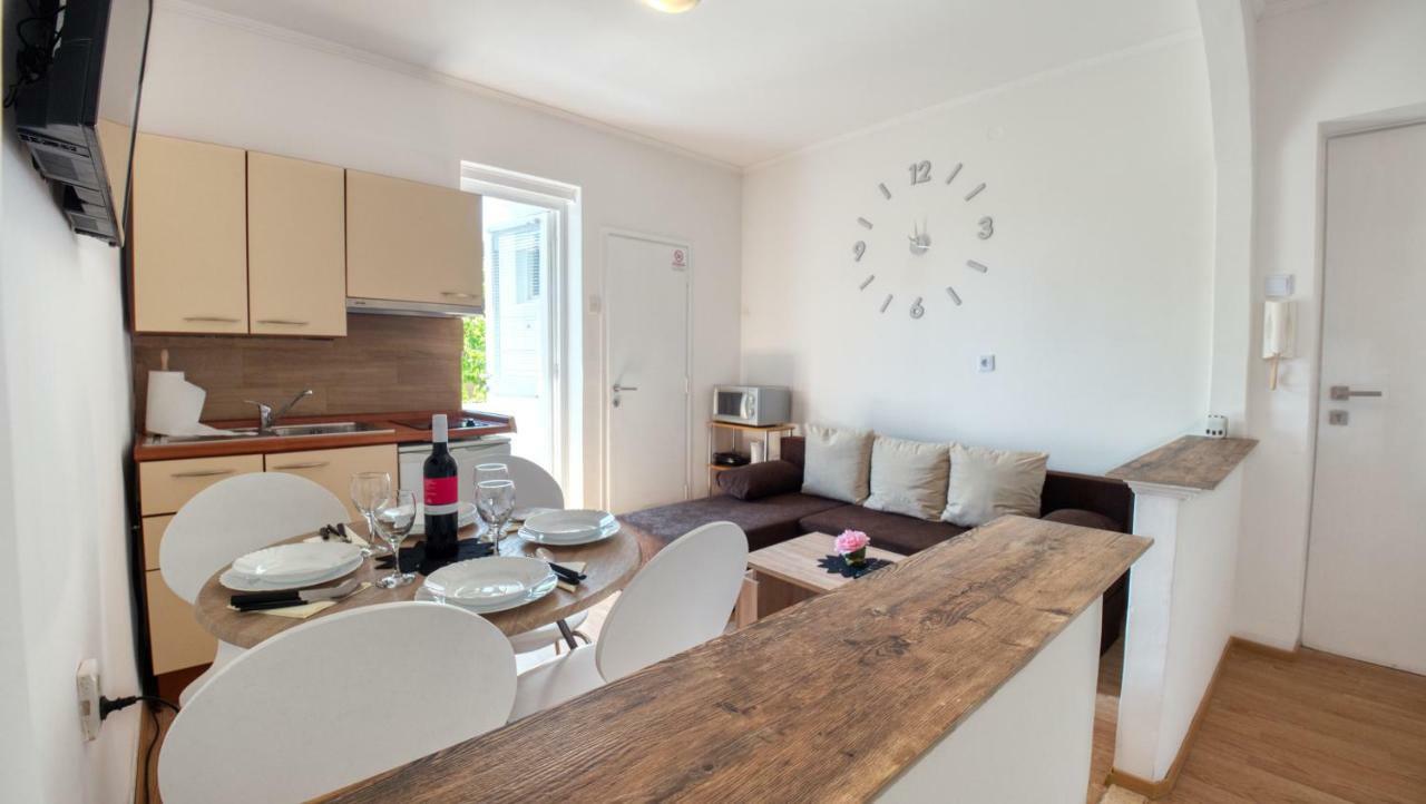Dea Apartment